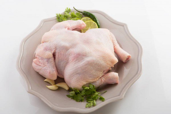 Chicken Whole With Skin (From 1 – 1.2 kg) (1.00Unit)